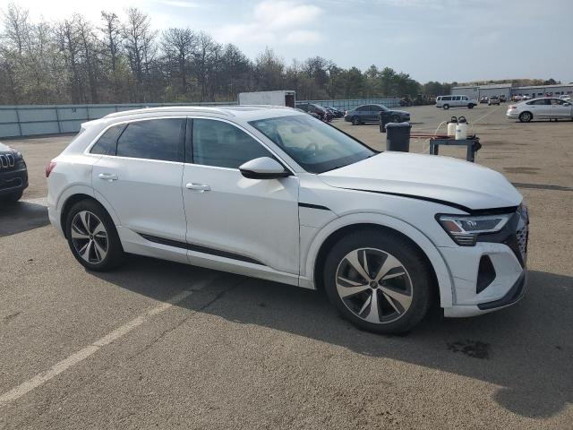Vin: wa14aage7rb028640, lot: 55132545, audi q8 e-tron premium 20244