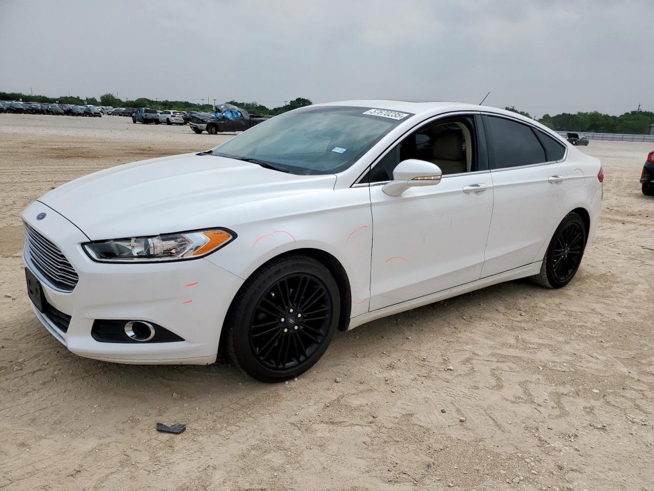 FORD FUSION SE