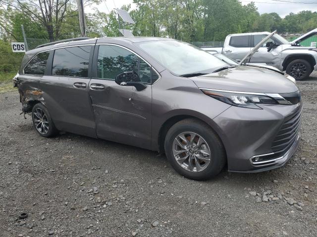2024 TOYOTA SIENNA XLE 5TDJSKFC8RS134633