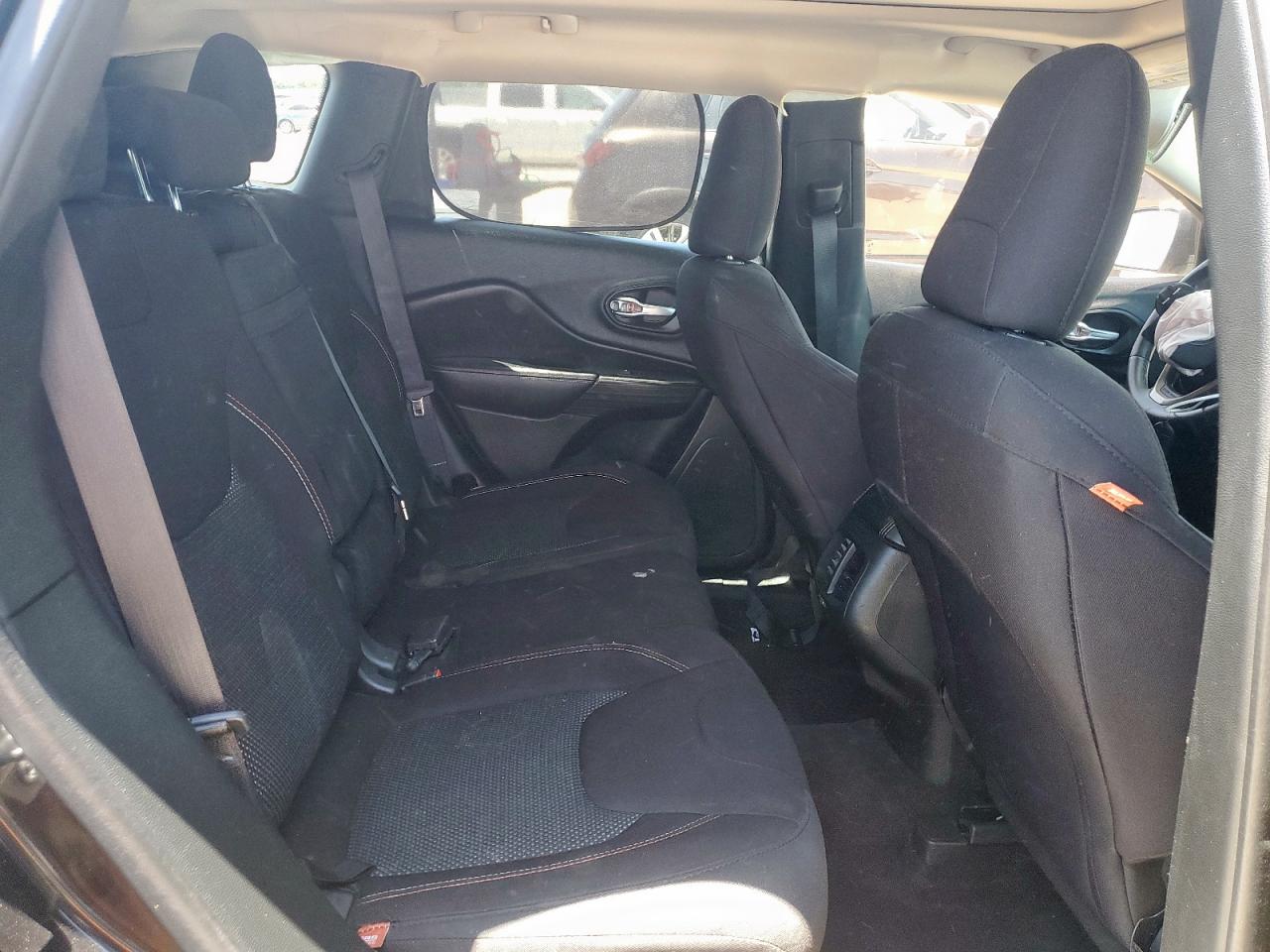 JEEP GRAND CHEROKEE LATITUDE