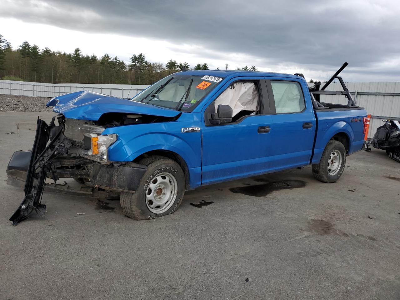 FORD F-150 SUPERCREW