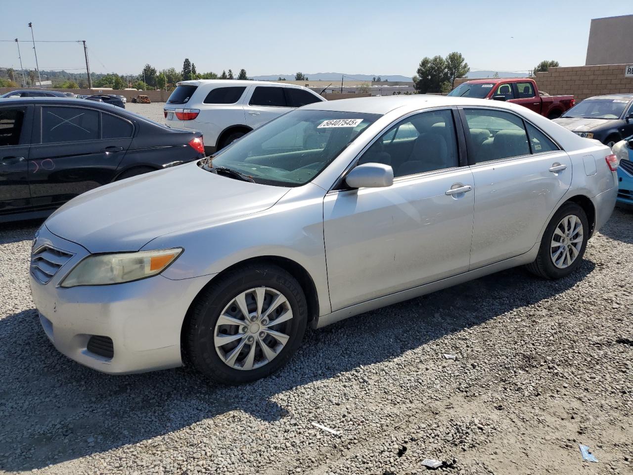 TOYOTA CAMRY BASE