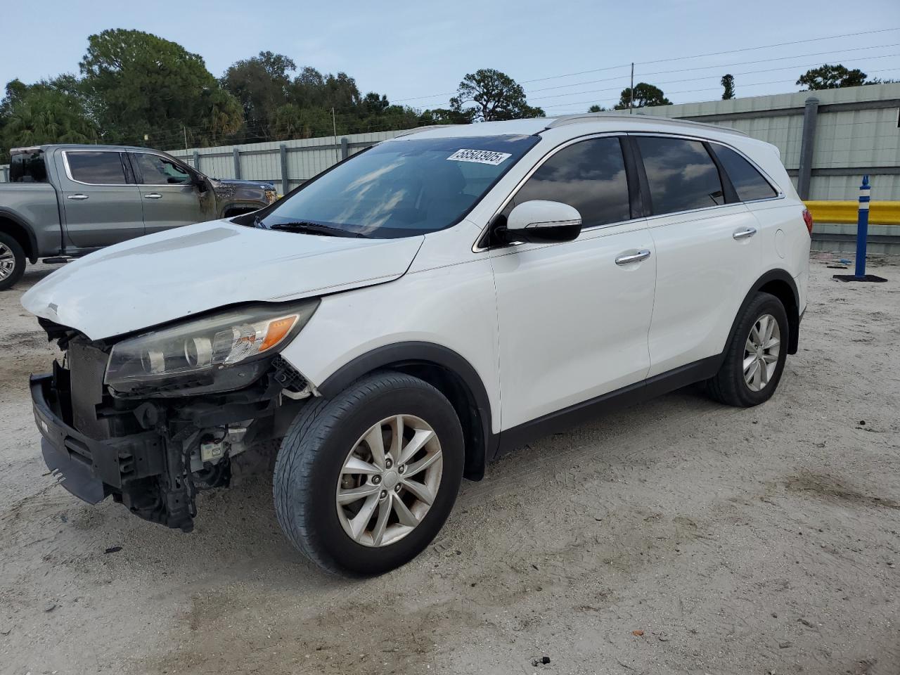 KIA SORENTO LX