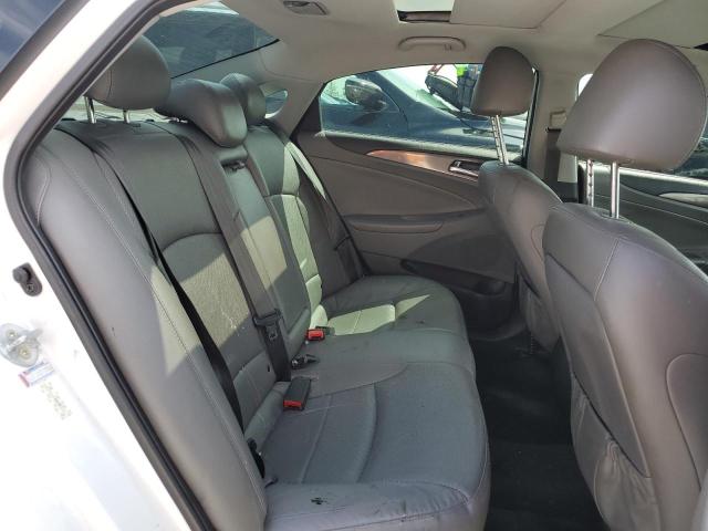 2015 HYUNDAI SONATA HYB - KMHEC4A49FA121839