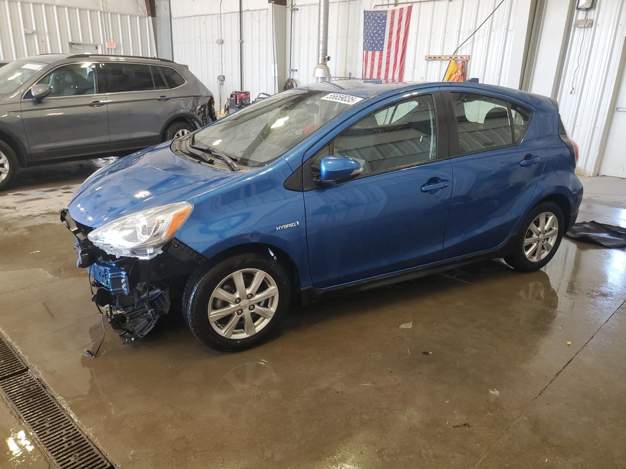 TOYOTA PRIUS C