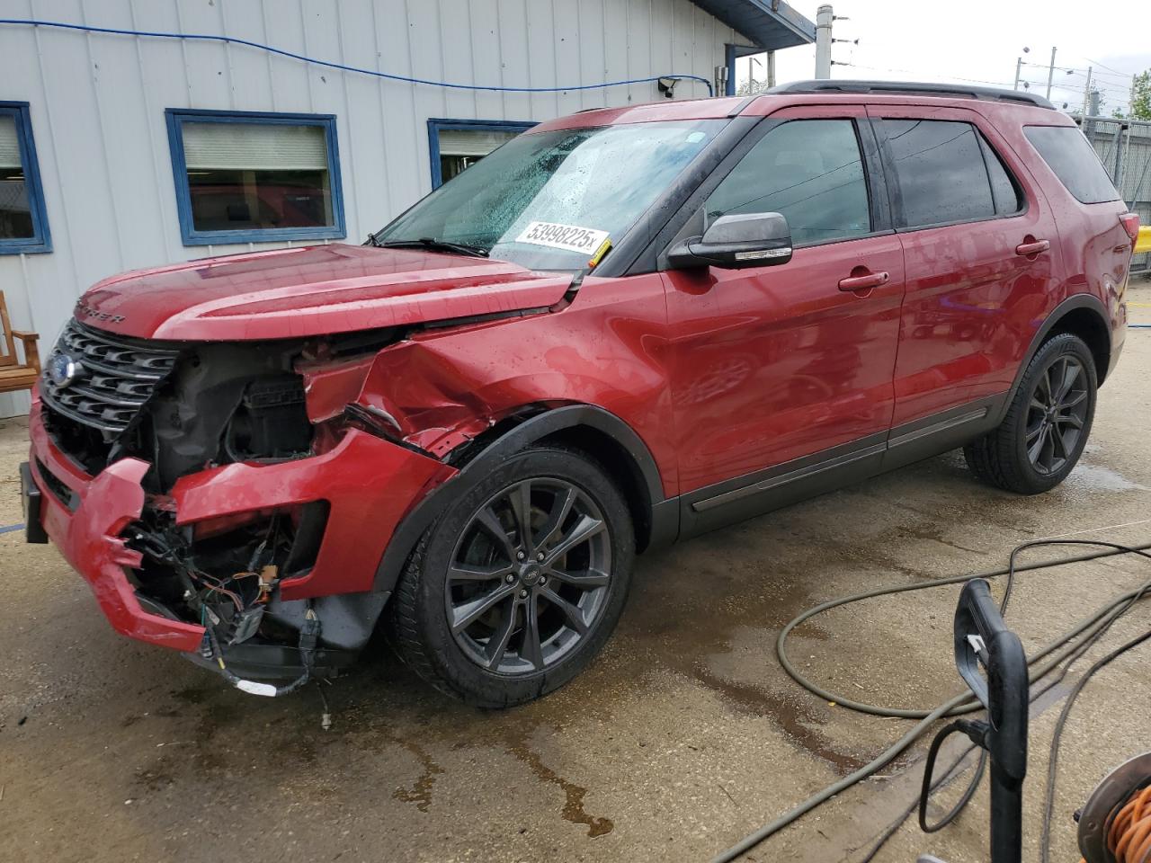 FORD EXPLORER 2017