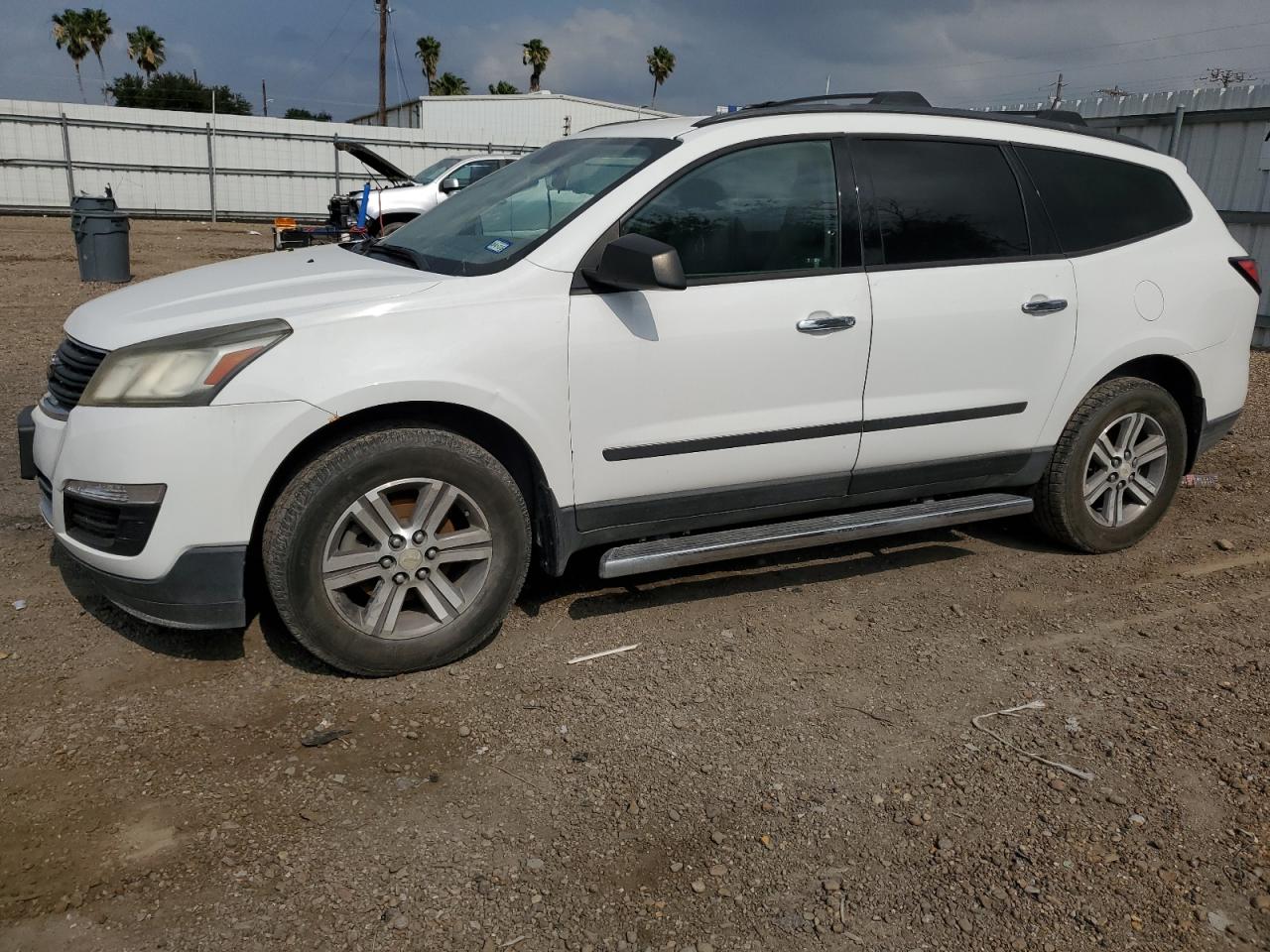 CHEVROLET TRAVERSE LS