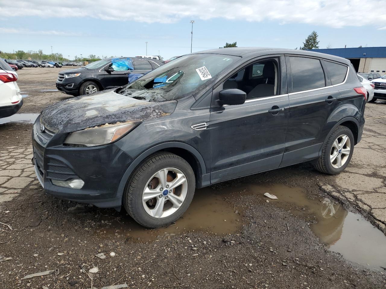 FORD ESCAPE SE