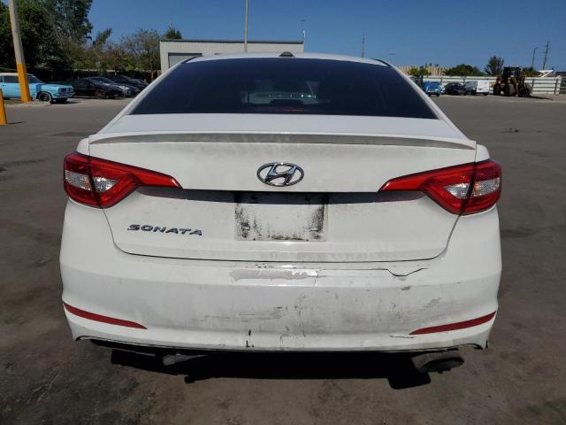 2015 HYUNDAI SONATA SE 5NPE24AF5FH256477