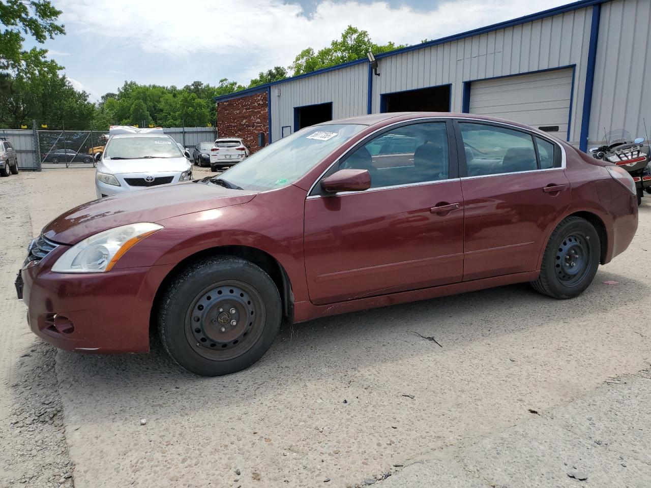 NISSAN ALTIMA BASE