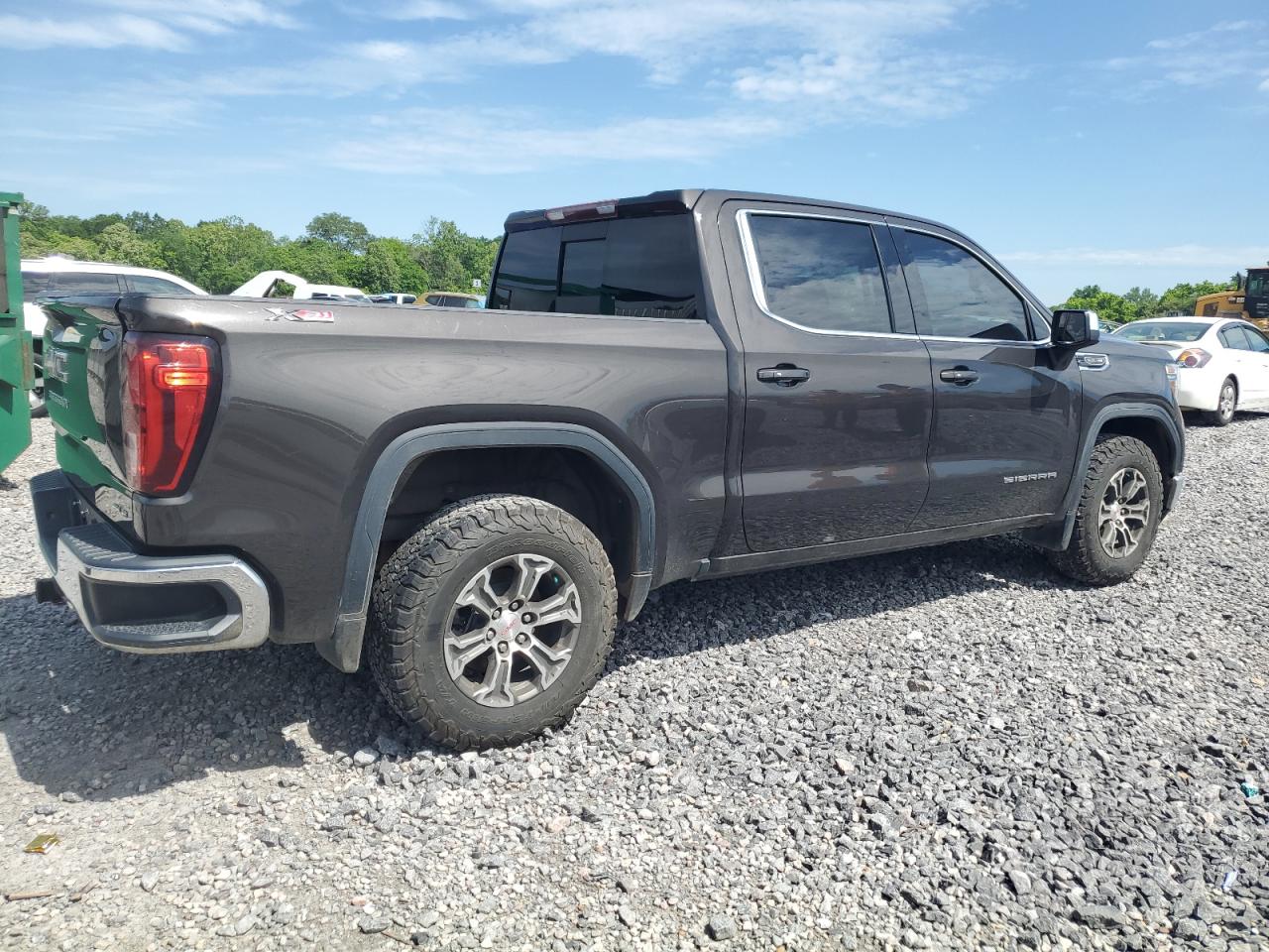 GMC SIERRA 1500 K1500 SLE
