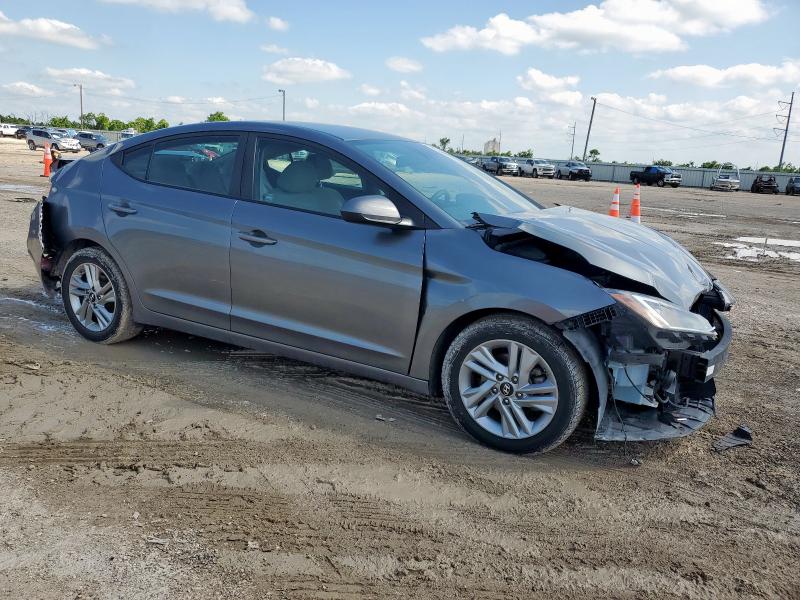 2019 HYUNDAI ELANTRA SE 5NPD84LF4KH408119