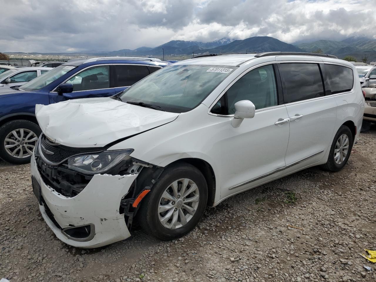 CHRYSLER PACIFICA TOURING L