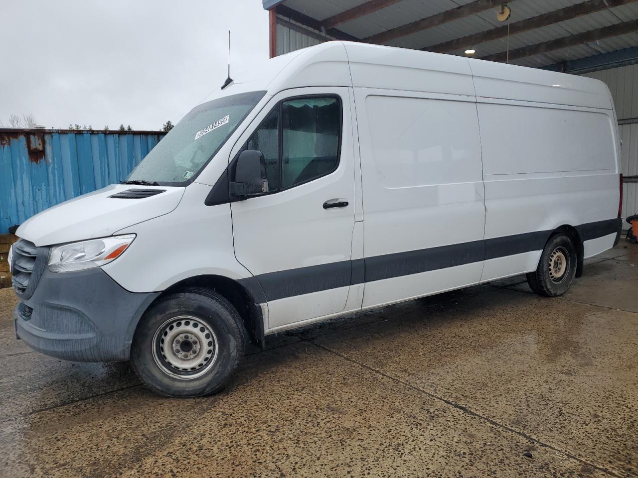 MERCEDES-BENZ SPRINTER 2500