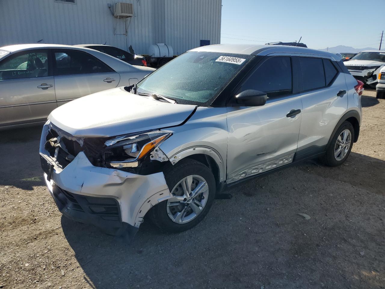 NISSAN KICKS S