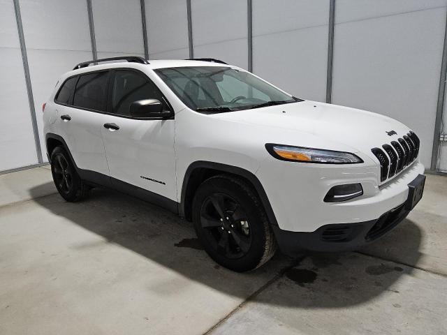 Vin: 1c4pjlas5hw593487, lot: 56229345, jeep grand cher sport 20174