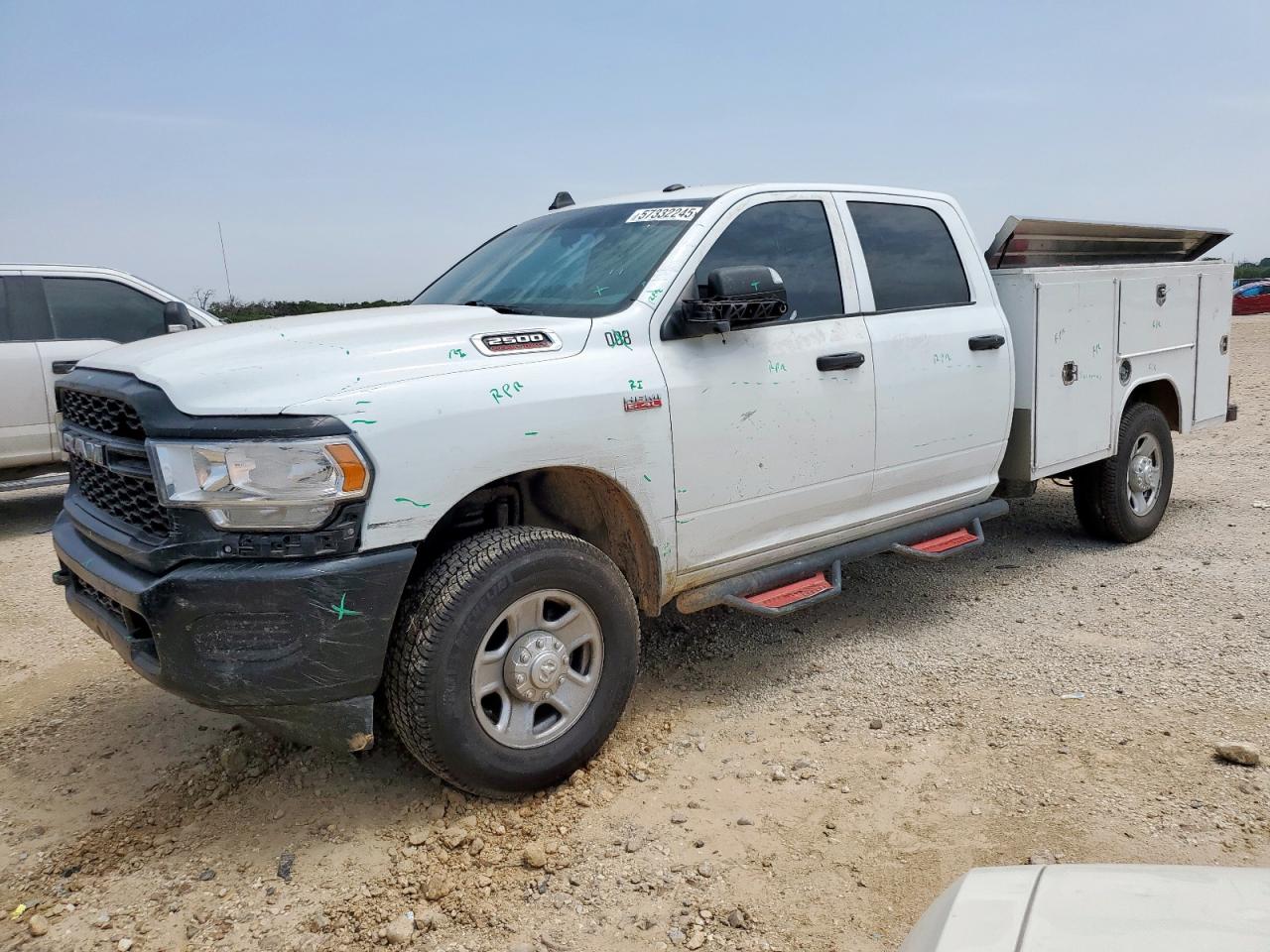 RAM 2500 TRADESMAN