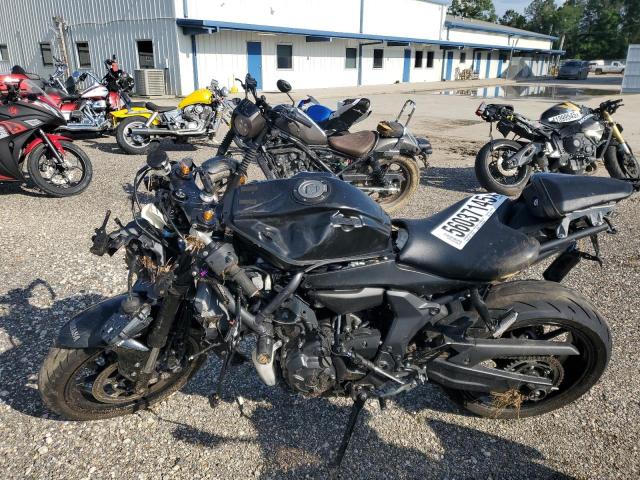 YAMAHA YZFR7 2025 black  gas JYARM38E4SA015462 photo #4