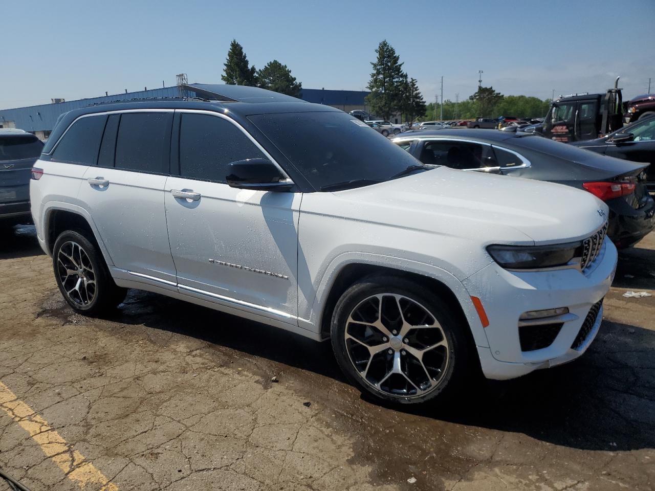 JEEP GRAND CHEROKEE SUMMIT