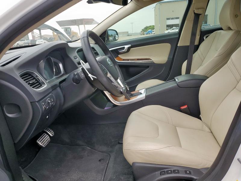 2016 VOLVO S60 PREMIE LYV402FK5GB113607