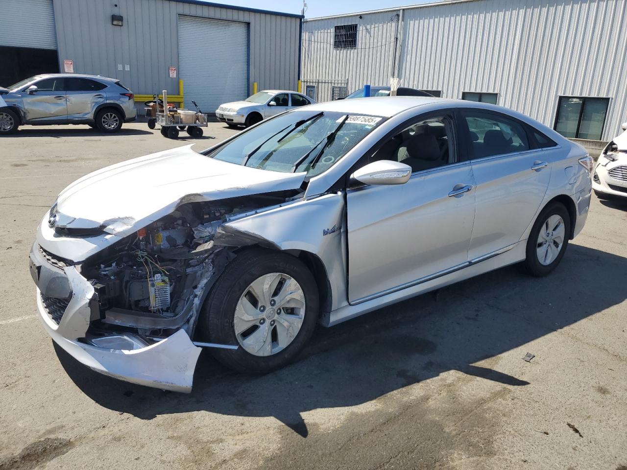 HYUNDAI SONATA HYBRID