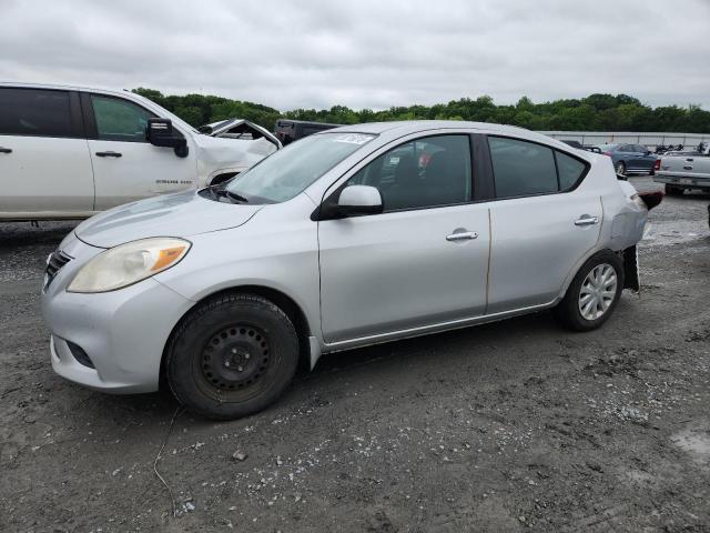 NISSAN VERSA S