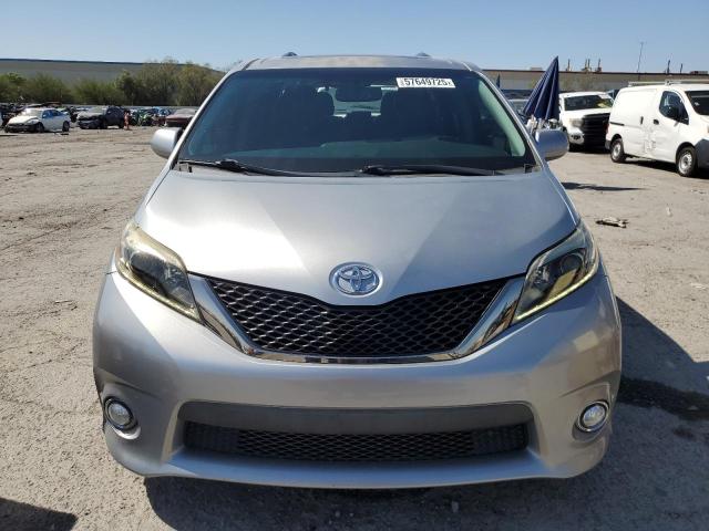 2017 TOYOTA SIENNA SE 5TDXZ3DC8HS864202