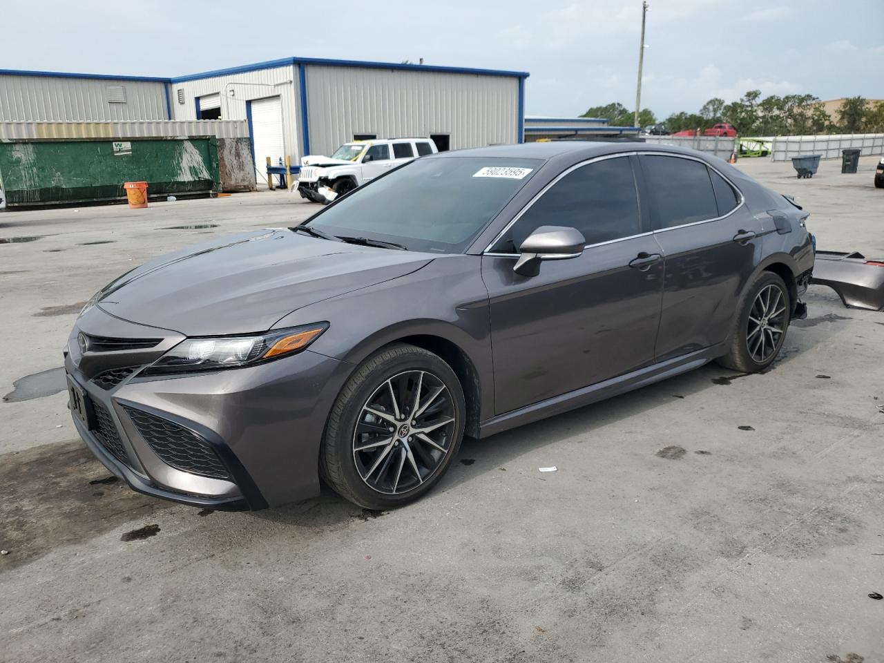TOYOTA CAMRY SE NIGHT SHADE