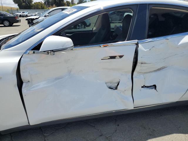 2015 TESLA MODEL S 70 - 5YJSA1S27FF085522