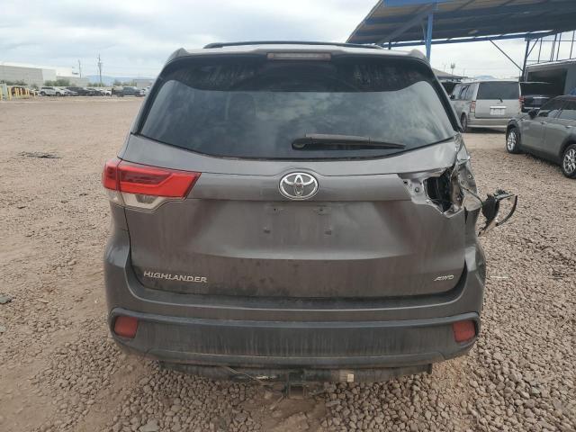 2018 TOYOTA HIGLANDER 5TDBZRFHXJS812985
