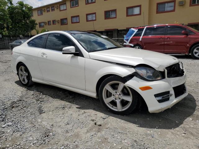 Vin: wddgj4hb8dg031492, lot: 56948645, mercedes-benz c-class 250 20134