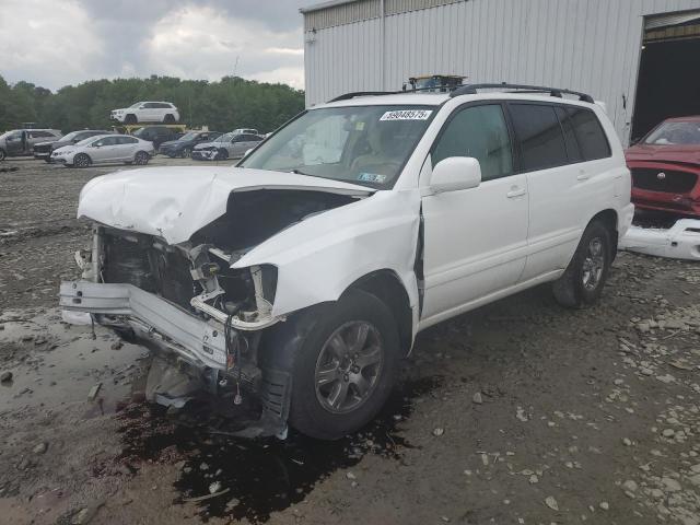 TOYOTA HIGHLANDER