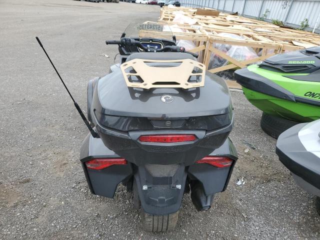 2018 CAN-AM SPYDER ROA 2BXREDD2XJV000159