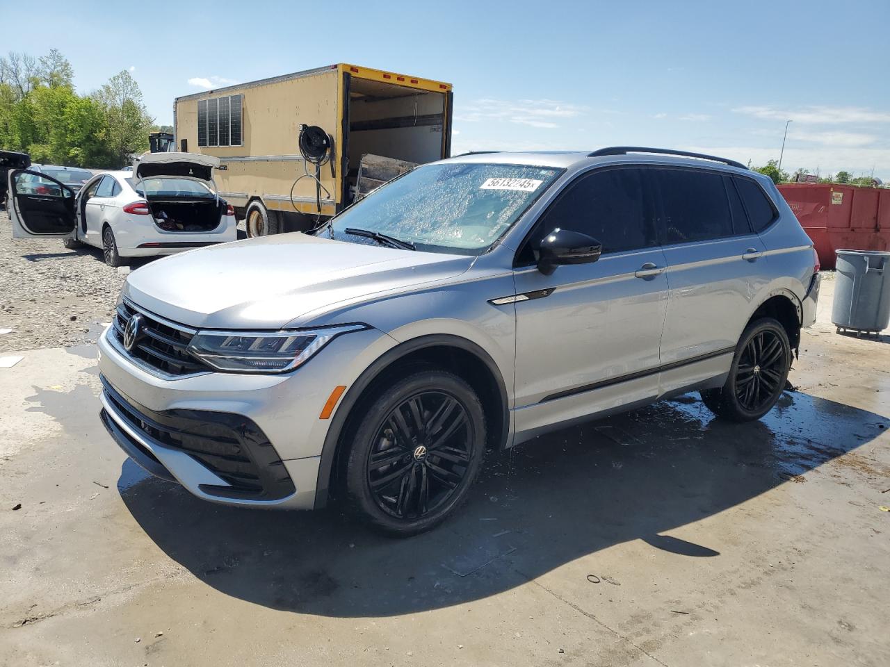 VOLKSWAGEN TIGUAN SE R-LINE BLACK