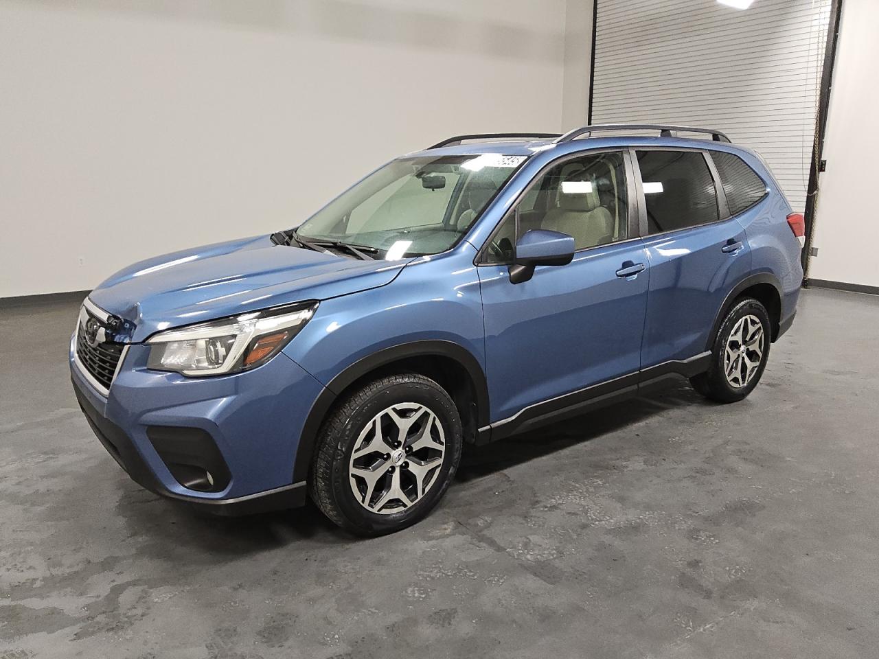 SUBARU FORESTER PREMIUM