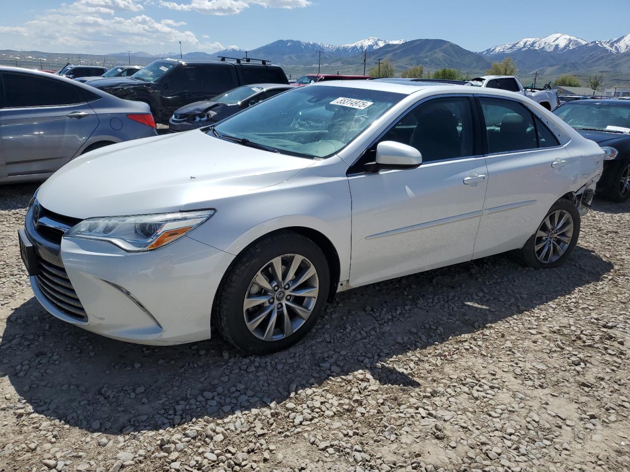 TOYOTA CAMRY XSE