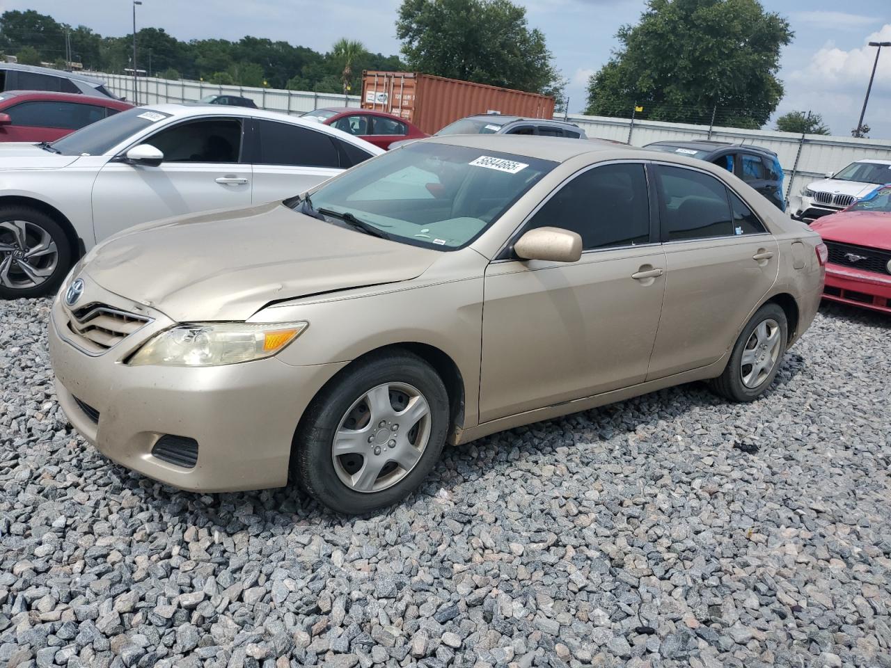 TOYOTA CAMRY BASE