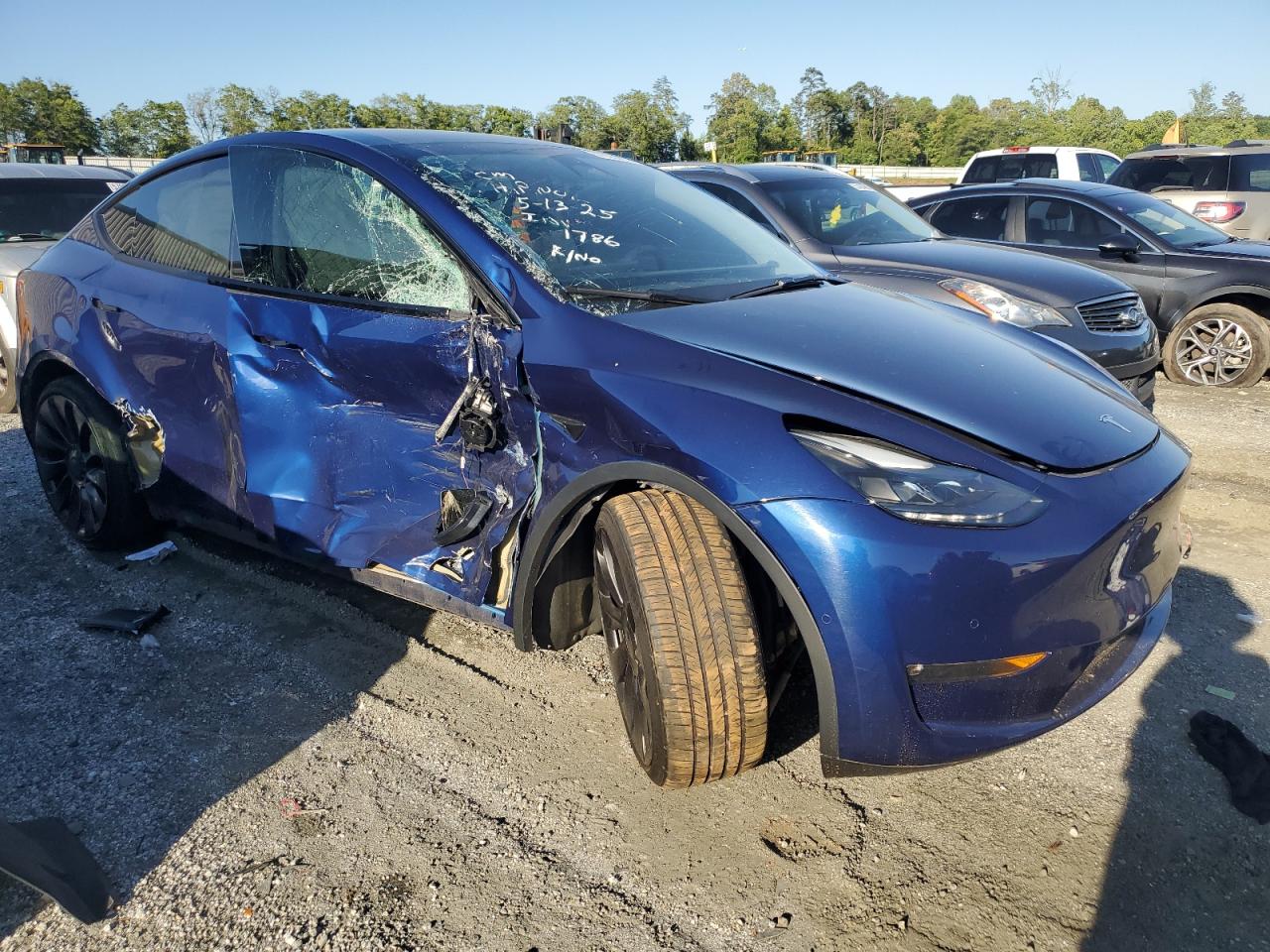 TESLA MODEL Y
