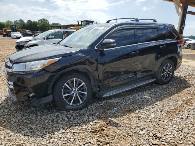 TOYOTA HIGHLANDER SE