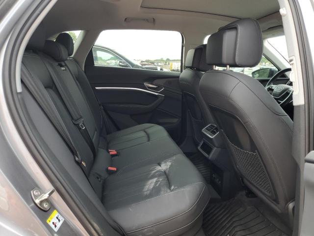 2021 AUDI E-TRON PRE WA1LAAGE2MB020871