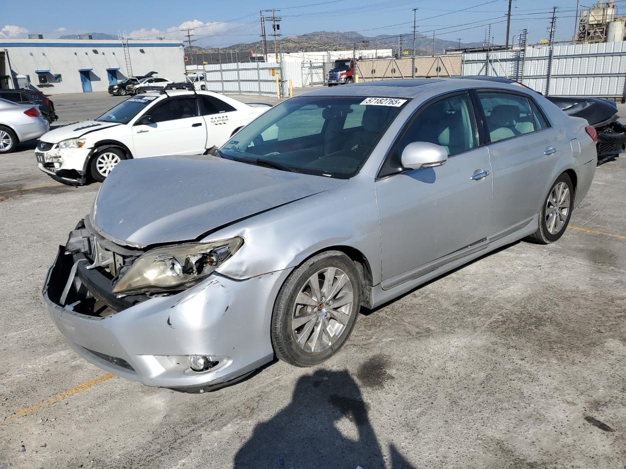 TOYOTA AVALON BASE