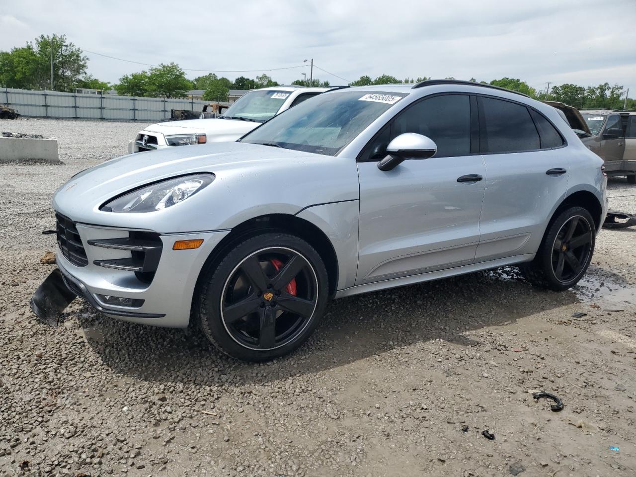 PORSCHE MACAN TURBO