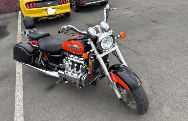 HONDA GL1500 C/2 1999 1HFSC3409XA200834 photo #1