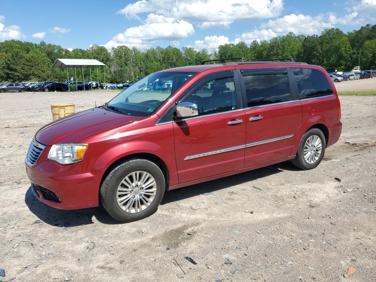CHRYSLER TOWN & COUNTRY TOURING L
