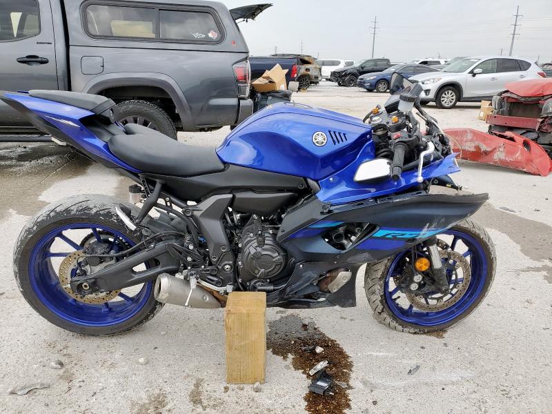 YAMAHA YZFR7 2024 blue  gas JYARM38E4RA014242 photo #1