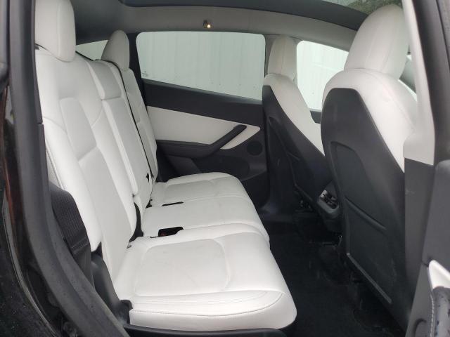 2022 TESLA MODEL Y 7SAYGAEE9NF382159