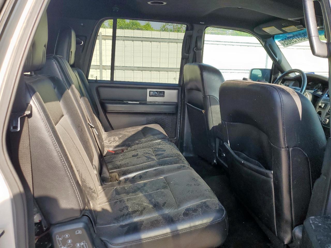 FORD EXPEDITION EL XLT