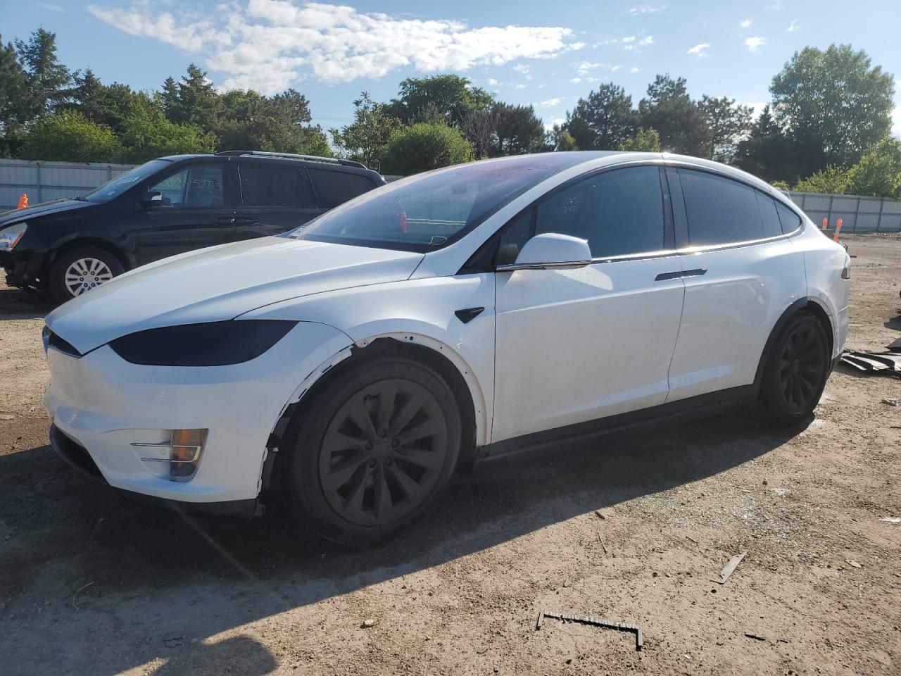 TESLA MODEL X