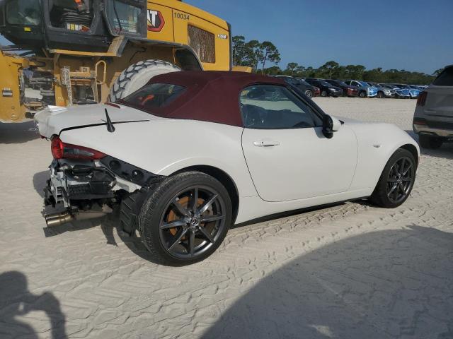 Vin: jm1ndad70j0202751, lot: 55337495, mazda mx5 grand touring 20183