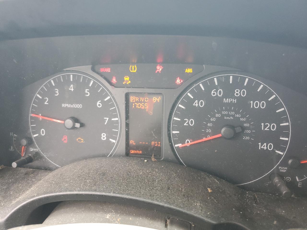 NISSAN NV2500 2500 S